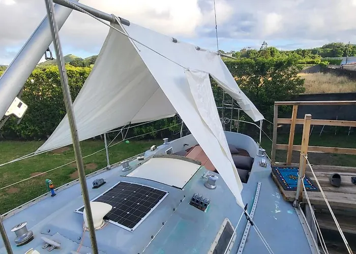 Parque De Campismo Rural Quinta Laranjeiras Кемпинг Рибейра-Гранди