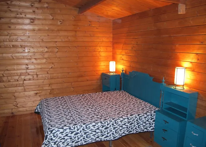 Parque De Campismo Rural Quinta Laranjeiras キャンプ場 リベイラ・グランデ