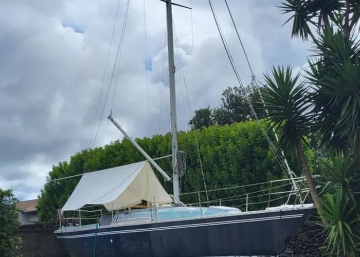 Parque De Campismo Rural Quinta Laranjeiras キャンプ場 リベイラ・グランデ