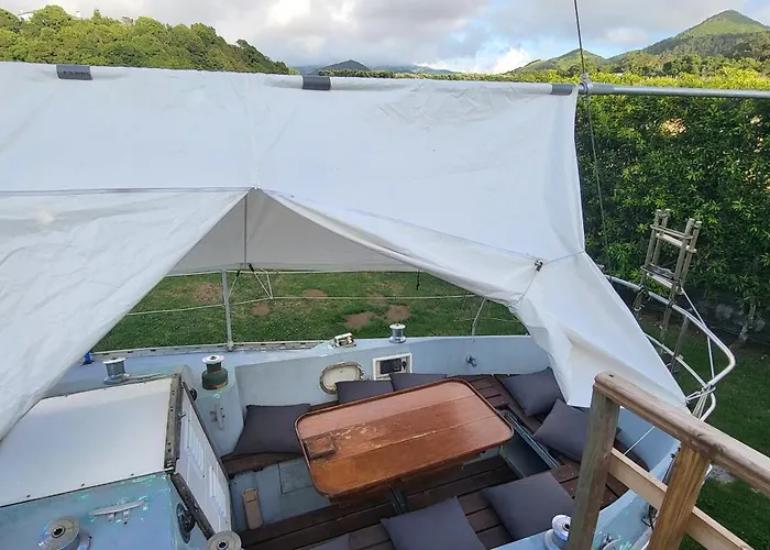 キャンプ場 Parque De Campismo Rural Quinta Laranjeiras *