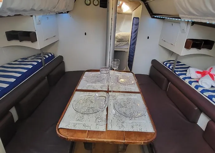 Parque De Campismo Rural Quinta Laranjeiras キャンプ場